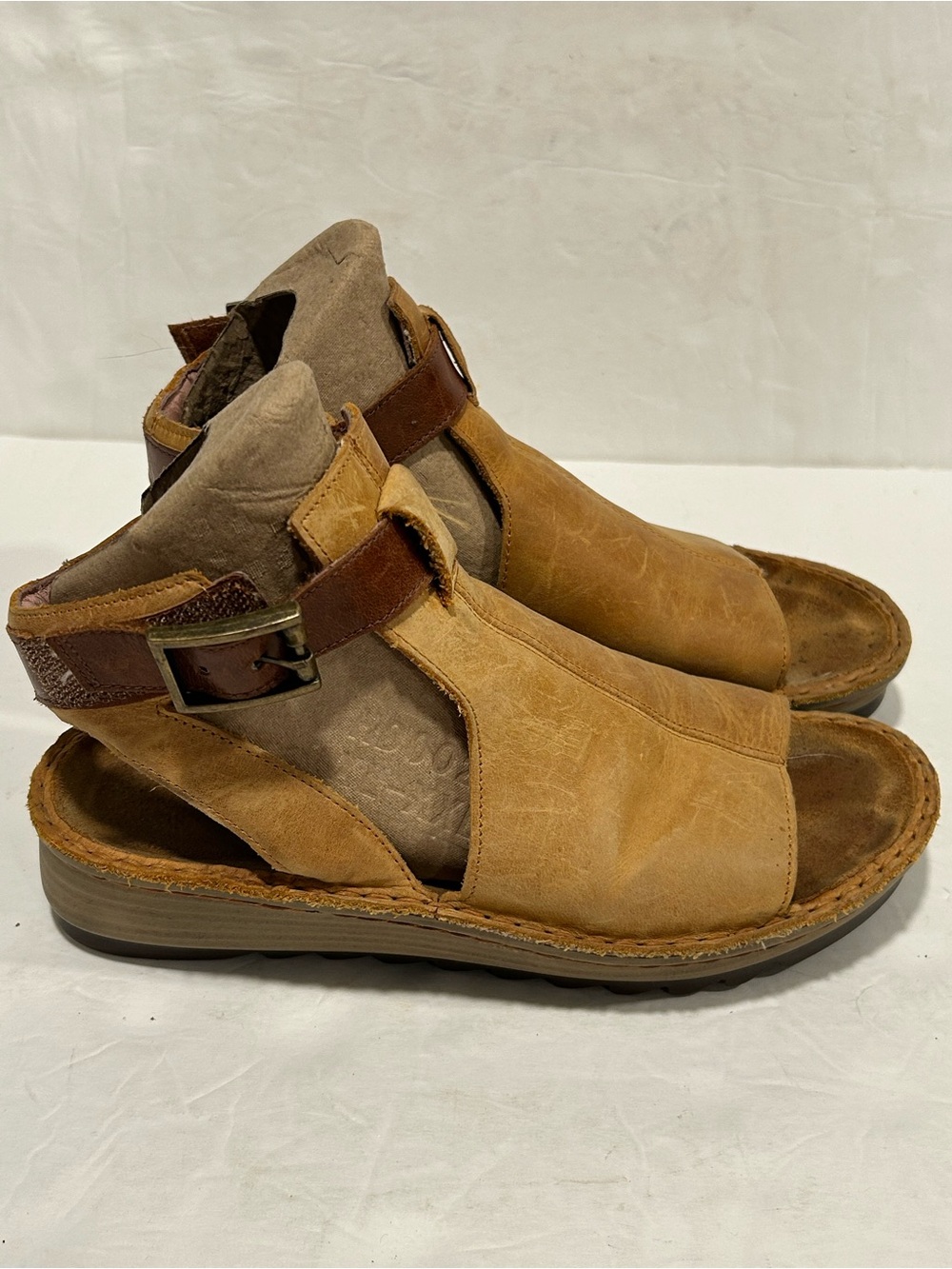 Naot Verbena Cutout Gladiator Sandals Womens 36 (US 5) dune nubuck brown Boho - Picture 6 of 11